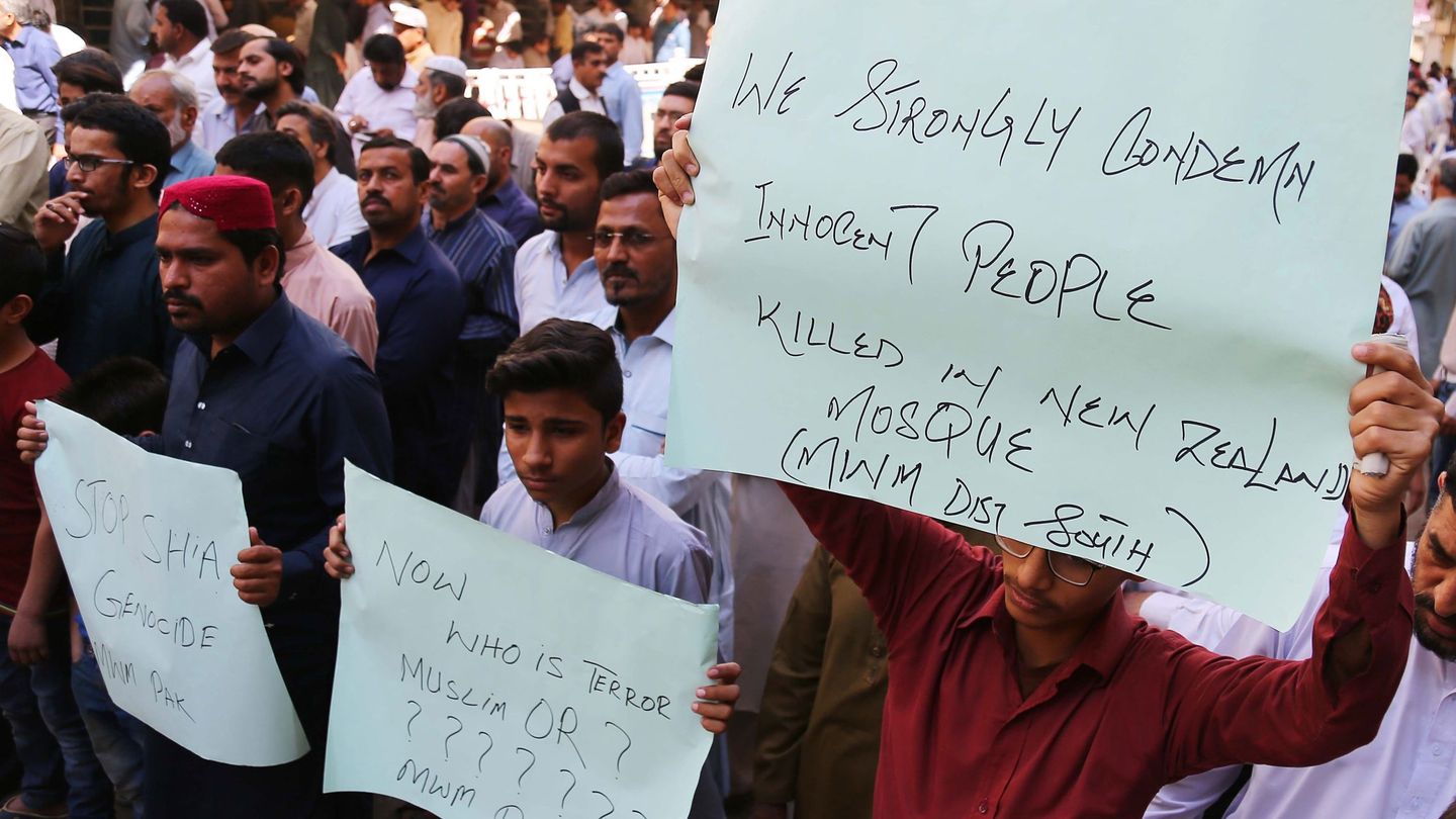 Manifestaciones contra los ataques de Nueva Zelanda en Pakistán (Reuters)