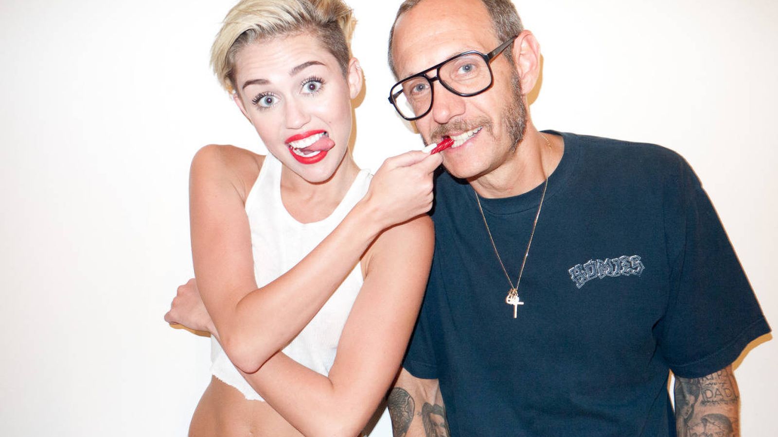 Foto: Miley Cyrus es amiga íntima y una habitual del estudio de Richardson. Foto: Terry's Diary
