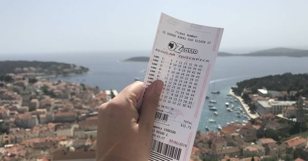 Foto: Boleto de la lotería australiana. Foto: Thelott