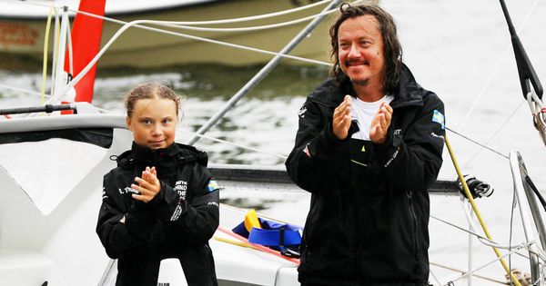 Foto: Greta Thunberg con su padre. (Getty)
