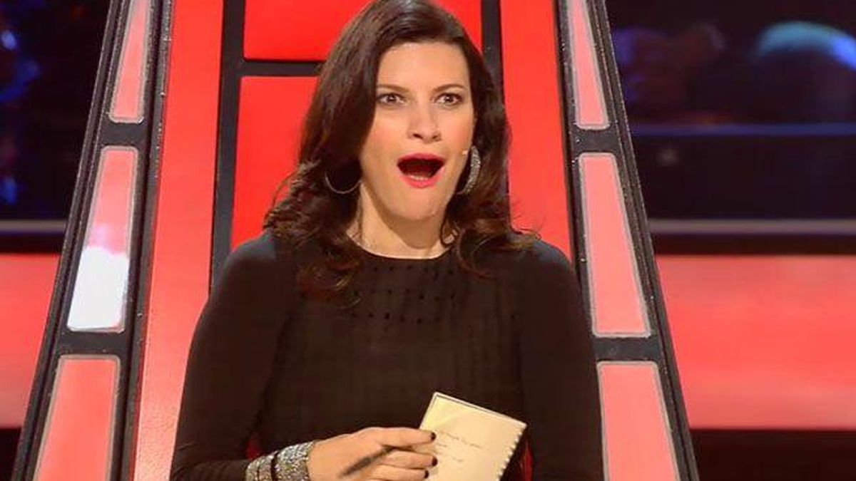 'La Voz' - El curioso primer beso entre la hija de Laura Pausini y el hijo de Alejandro Sanz