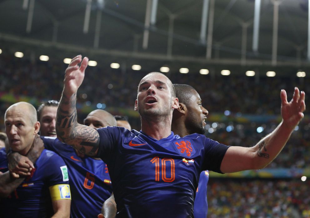 Foto: Los jugadores de Holanda celebran uno de los goles frente a la selección española.