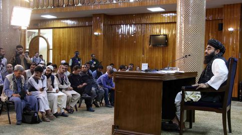 Los talibanes anuncian un gobierno provisional liderado por Muhammad Hassan Akhund