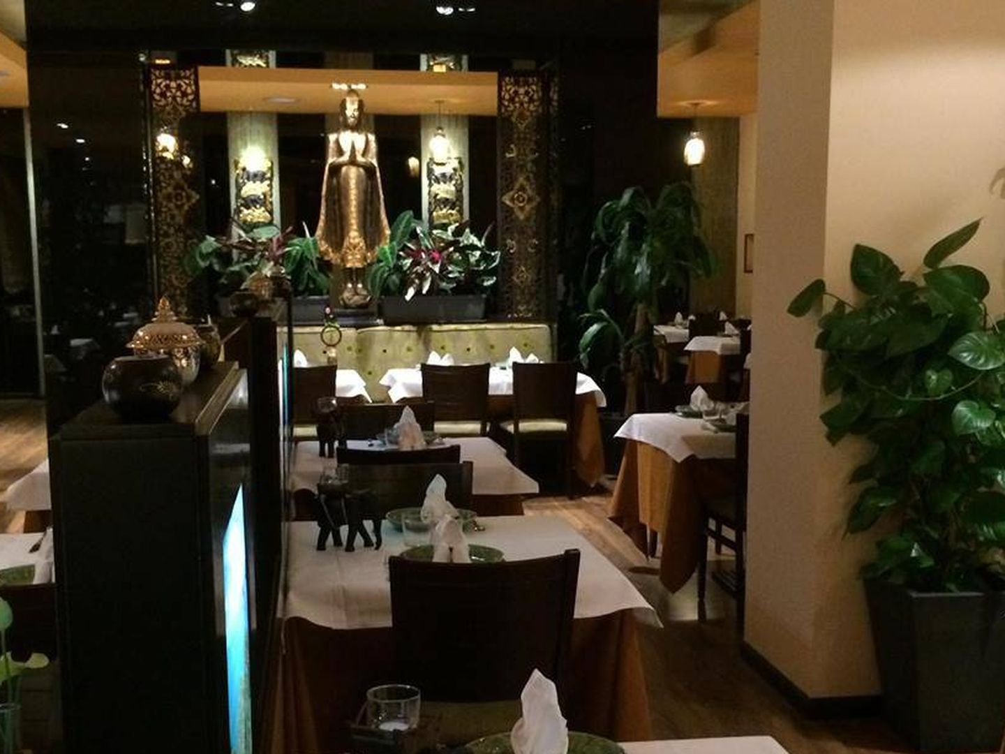 Restaurante Royal Thai.