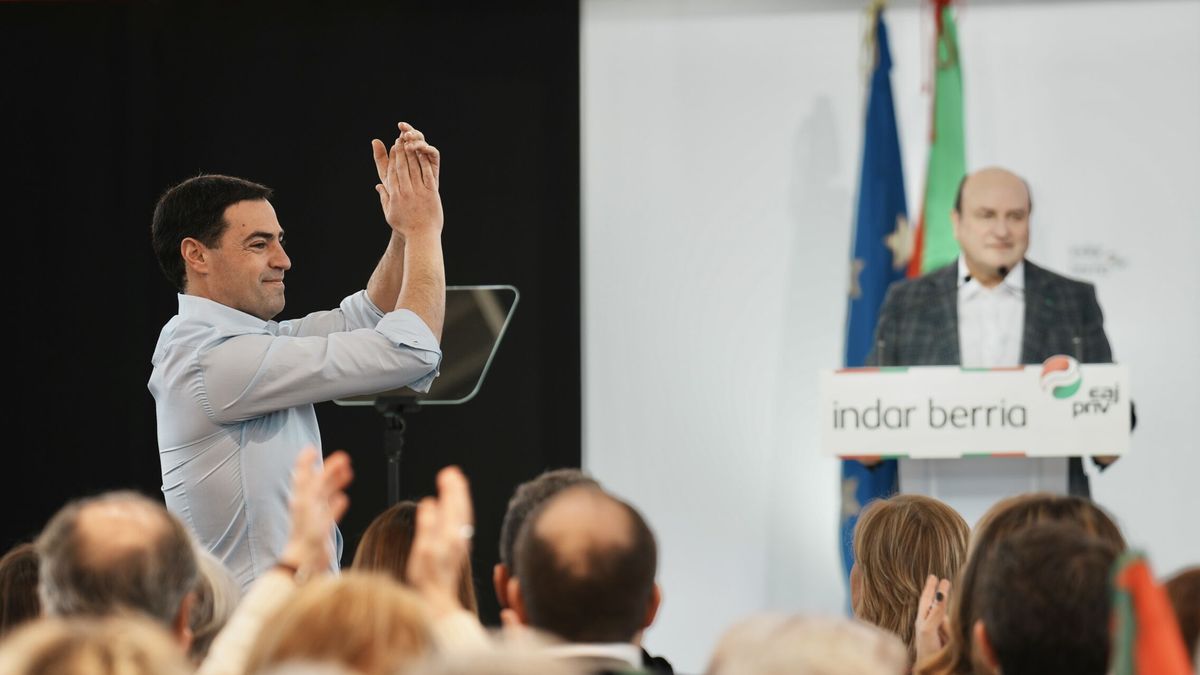 El PNV consagra a Pradales candidato a lehendakari con el reto de no ceder ante el "populismo" de Bildu