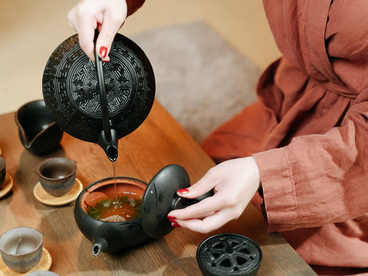 Foto: Ceremonia japonesa del té para la paz mental. (Pexels/Ivan Samkov)