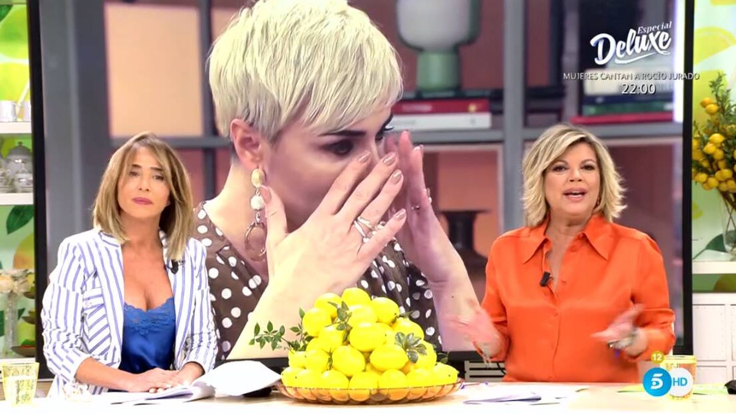 María Patiño y Terelu Campos, presentadoras de 'Sálvame Lemon Tea'. (Mediaset)