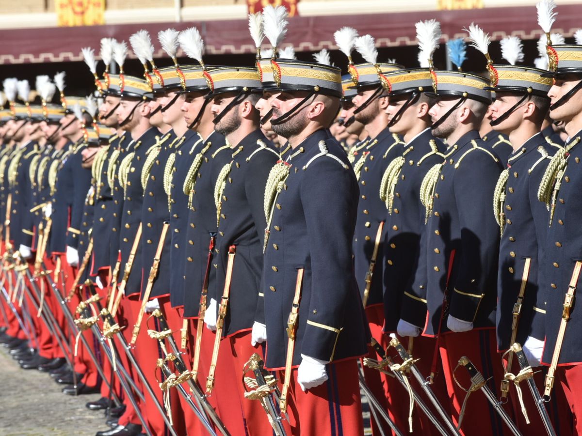 Foto: Ceremonia militar por el CXLII Aniversario de la Academia General Militar. (Europa Press/Ramón Comet)