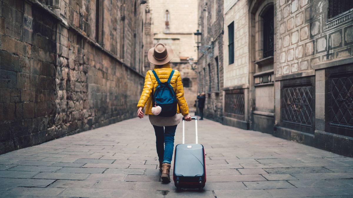 La lista de los mejores países para viajar solo (y España la encabeza)