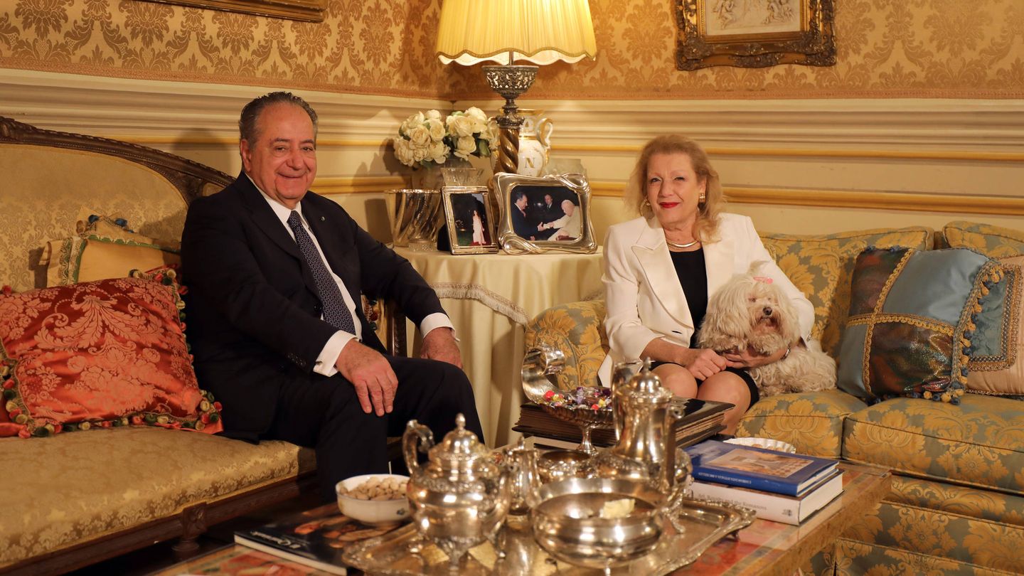 El embajador de Italia Roberto Bettarini y su esposa, padres de la prometida del gran duque. (Foto: Cancillería de la Casa Imperial de Rusia)