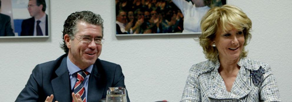 Foto: Aguirre pacta con IU y CCOO promover cambios en la dirección de Caja Madrid