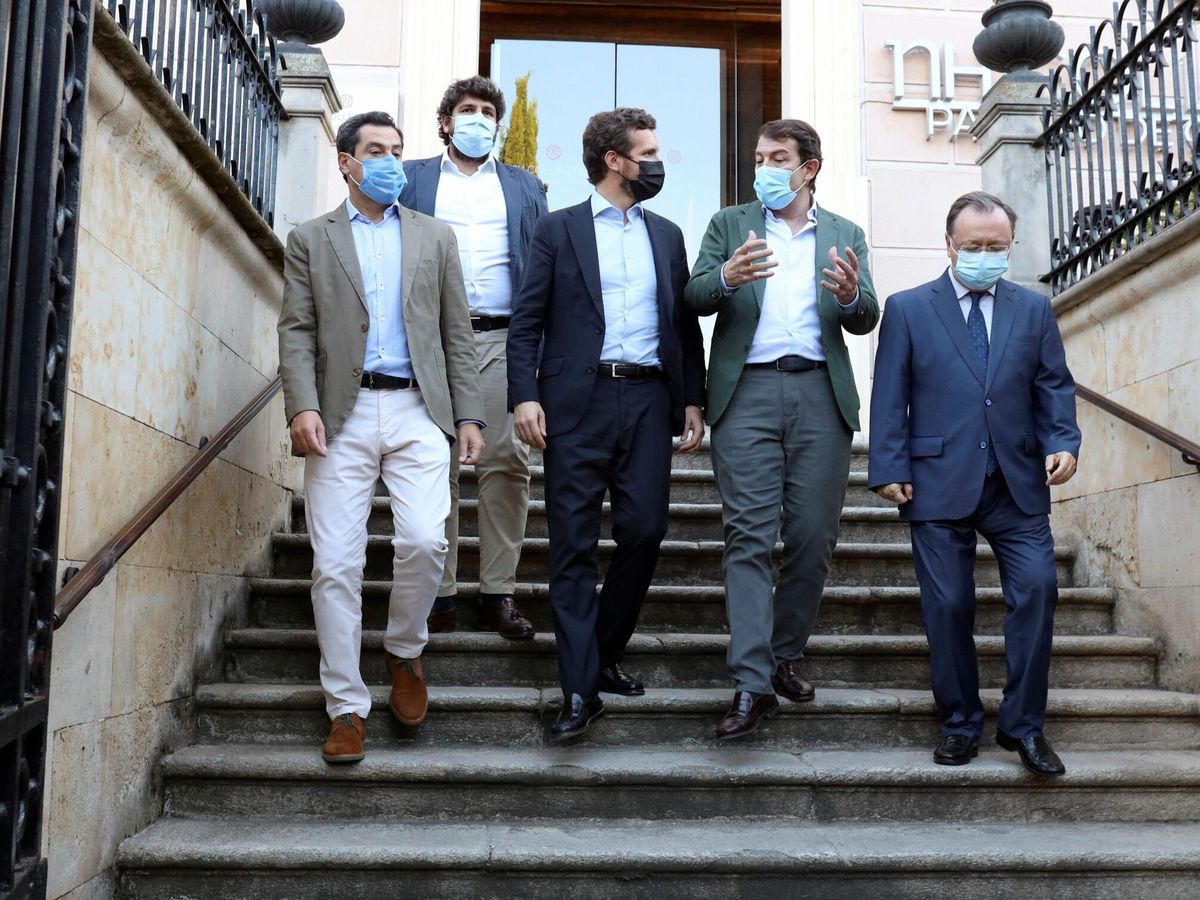 Foto: Encuentro de Pablo Casado con los presidentes autonómicos en Salamanca. (EFE)