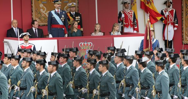 Foto: Desfile de las fuerzas armadas con motivo de la celebración del 12 de octubre.