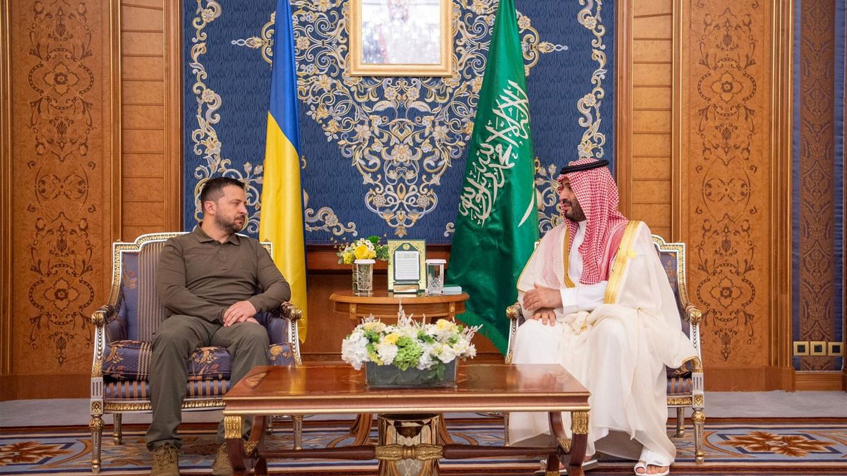 Zelenski visita Arabia Saudí: ¿Qué busca (y qué puede conseguir) Ucrania en la Liga Árabe?