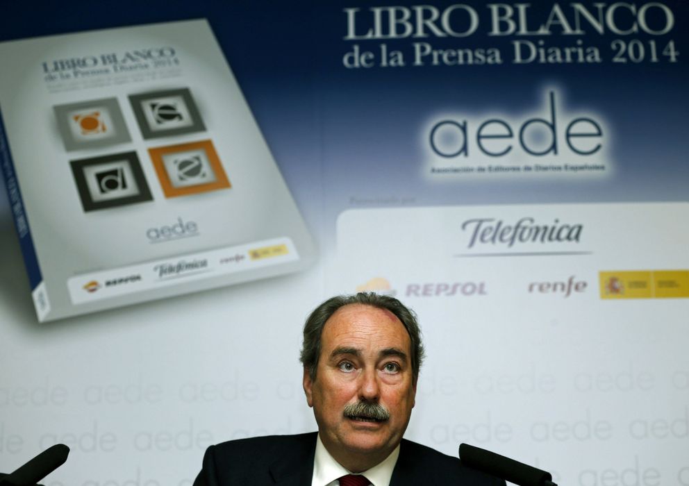 Foto: El director general de la Asociación de Editores de Diarios Españoles (AEDE), José Gabriel González, durante la presentación del Libro Blanco de la Prensa Diari