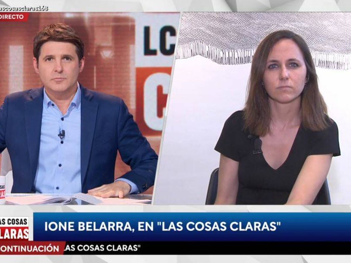Foto: Jesús Cintora e Ione Belarra, en 'Las cosas claras'. (RTVE)