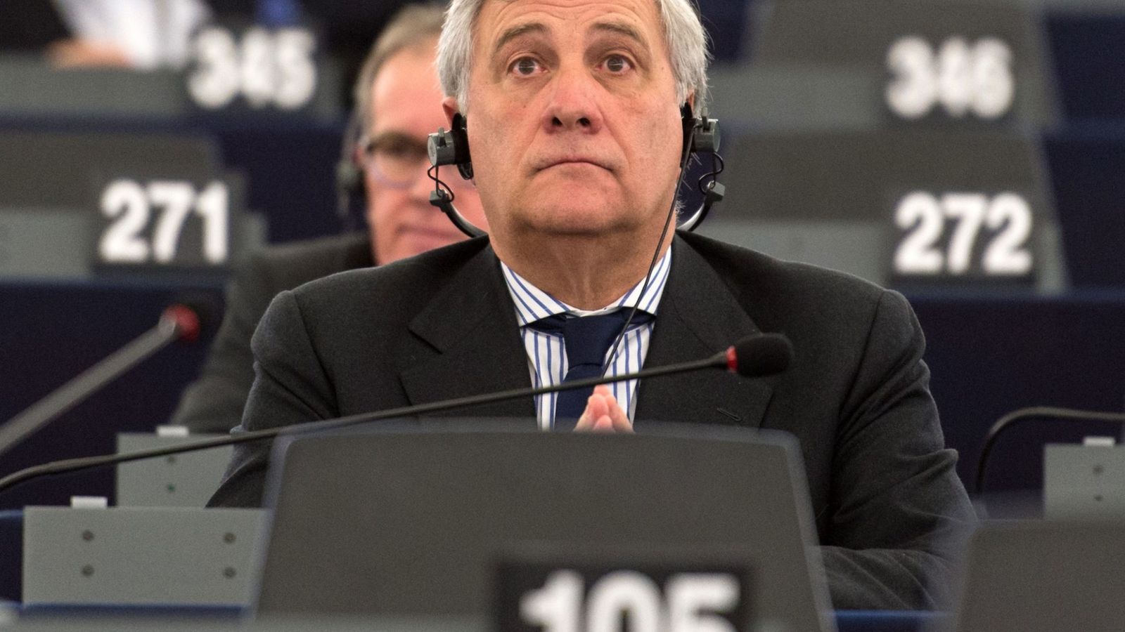 Foto: Antonio Tajani, del Grupo del Partido Popular Europeo (PPE), participa de la sesión plenaria del Parlamento Europeo el martes 13 de diciembre de 2016 (EFE)