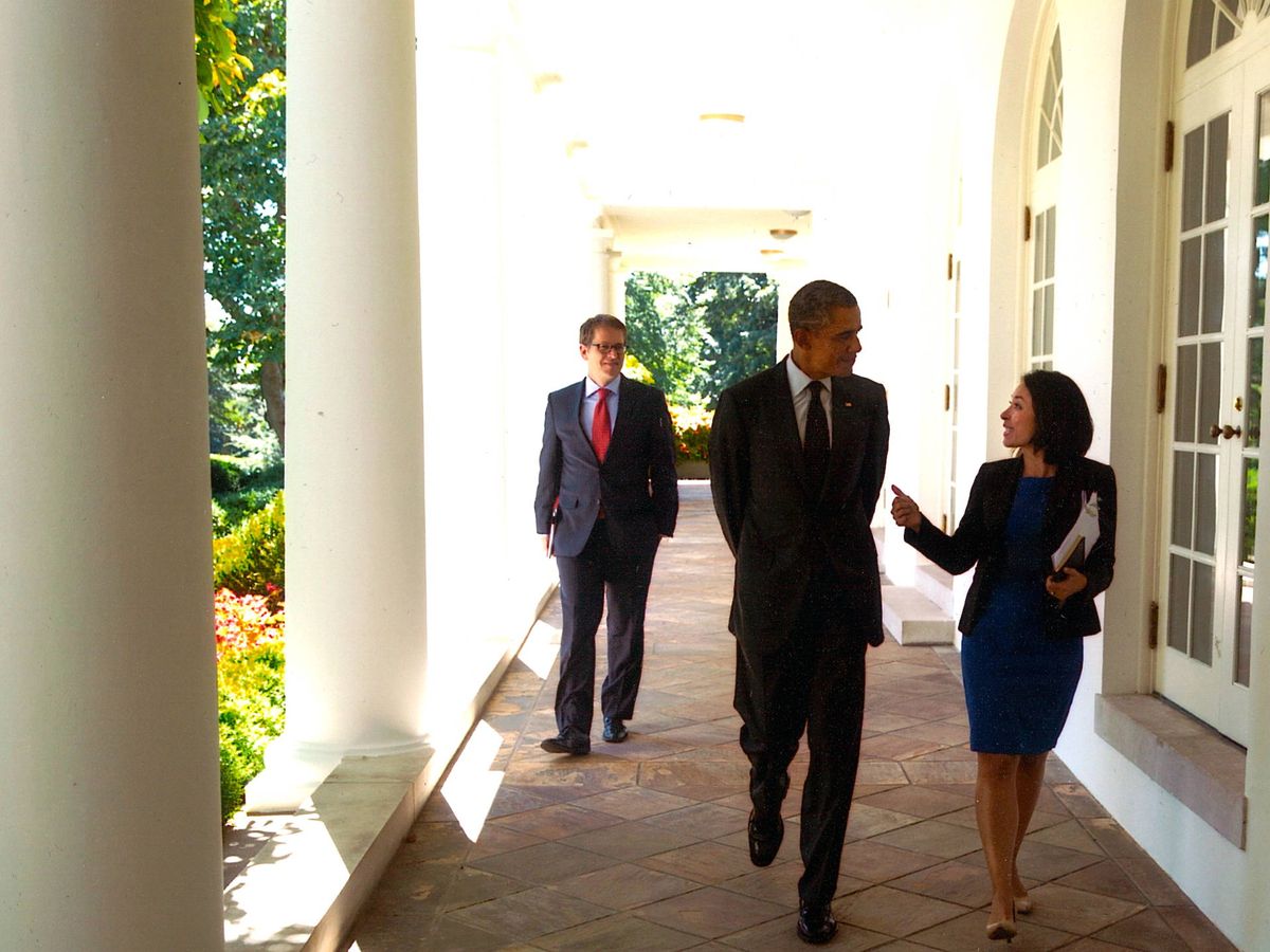 Foto: Katherine Vargas, junto a Barack Obama. (Foto oficial de la Casa Blanca, por Pete Souza)