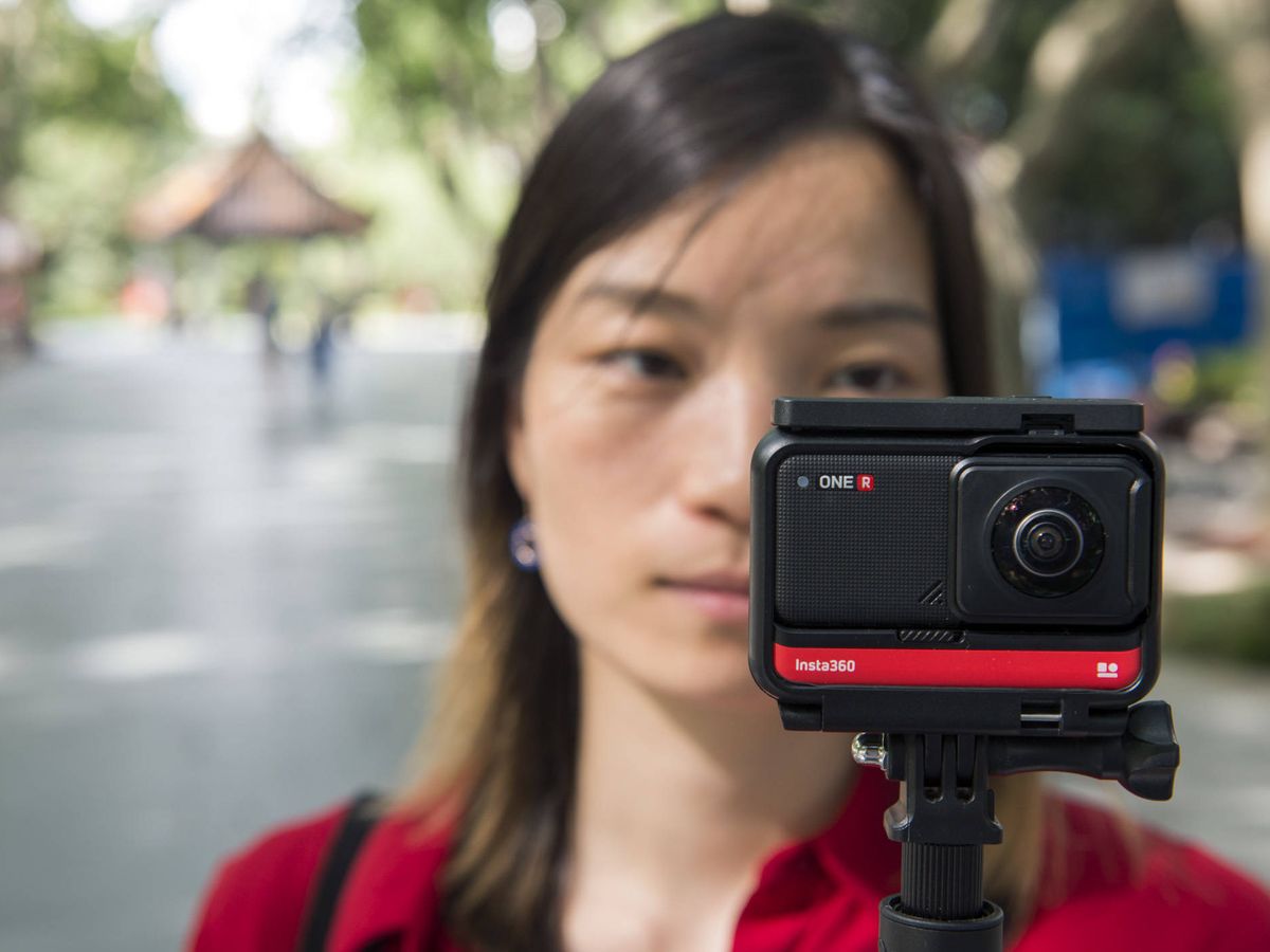 La cámara de acción china que reta a GoPro: probamos el invento modular de  Insta360