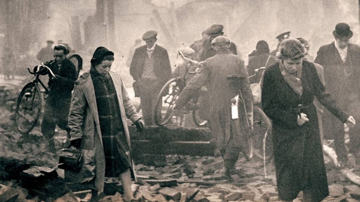 Europa 1945, continente salvaje: miedo y asco en la 'nueva normalidad' de  posguerra