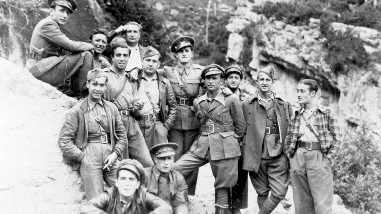 Foto: Los soldados de la 43ª que tuvieron que retirarse ante el avance de las tropas franquistas.
