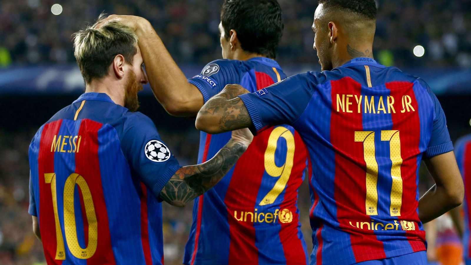 Foto: En la imagen, Luis Suárez entre Messi y Neymar (EFE)