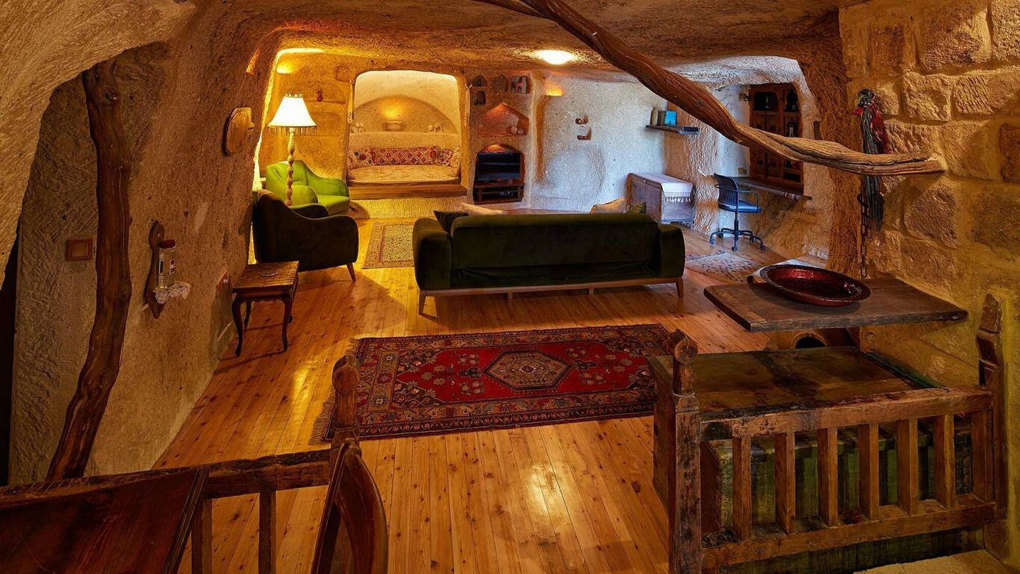 Casa en una cueva en Turquía (Kayak)
