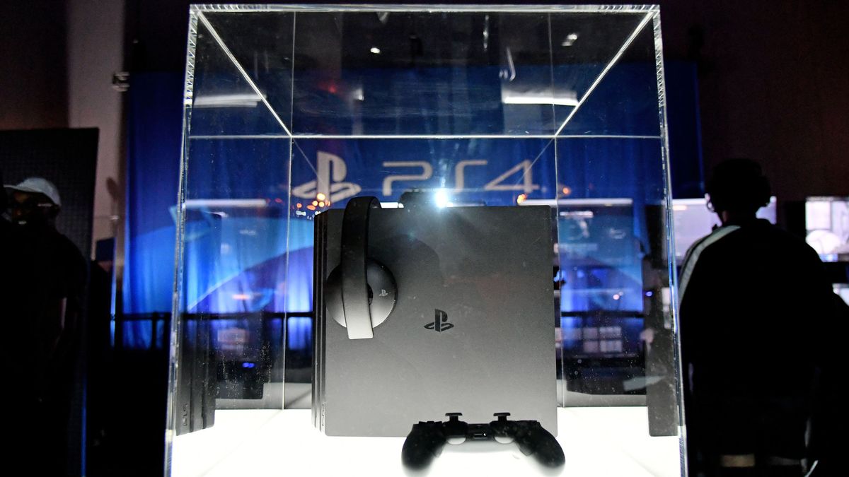 PlayStation 4 por un céntimo: un fallo informático desata la locura en Alcampo 