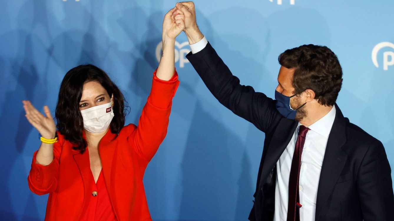 Foto: La presidenta de la Comunidad de Madrid y candidata del PP a la reelección, Isabel Díaz Ayuso, y el presidente del partido, Pablo Casado. (EFE)