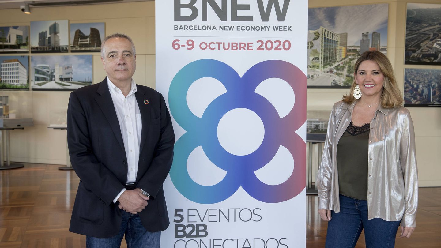 Pere Navarro (delegado especial del Estado en el Consorci de la Zona Franca de Barcelona) y Blanca Sorigué (directora general de la institución).