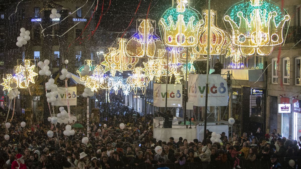 Ribera pide contención con las luces de Navidad: "Hay que ser cuidadosos con cuánto gastamos"