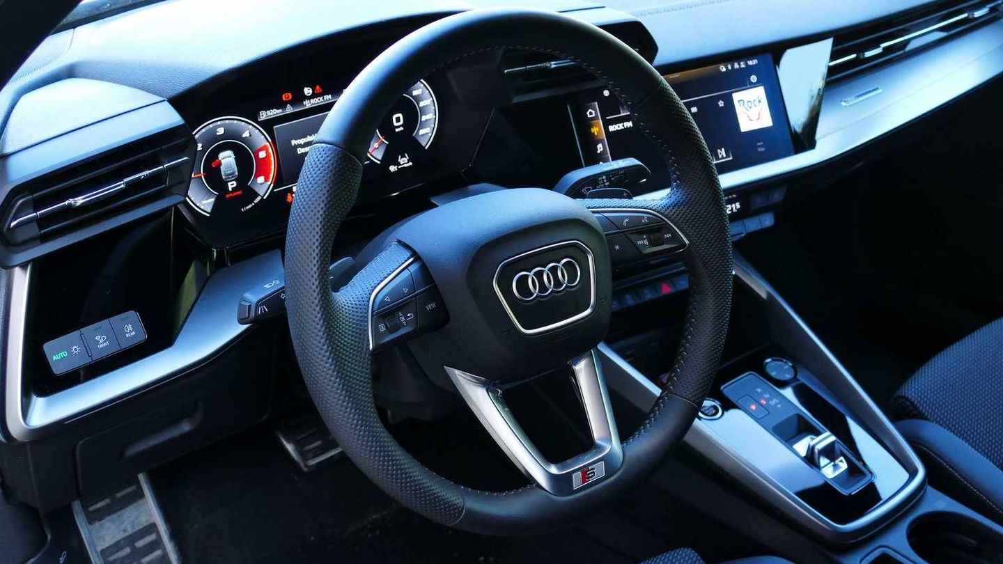 El Audi A3 tiene un puesto de conducción tecnológico y muy confortable.