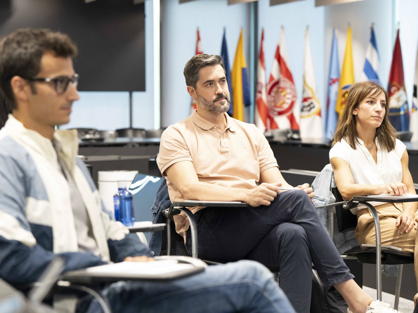 Mario Mola, Raúl Entrerríos y Sandra Sánchez, durante una clase. (Foto LaLiga)