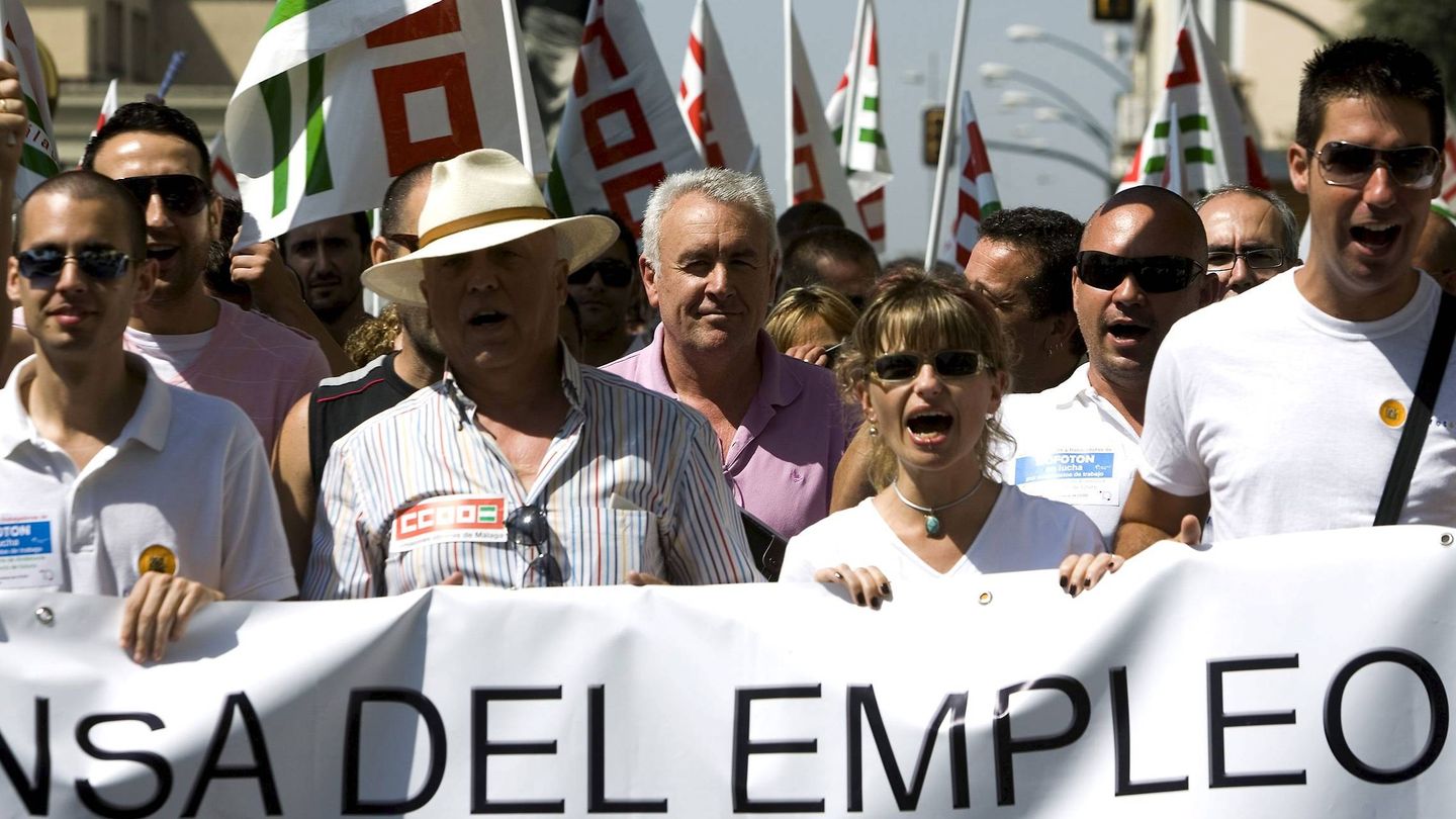 Manifestación de trabajadores de Isofotón en defensa de sus puestos de trabajo. (EFE)