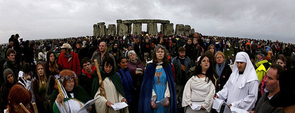 Foto: Gran celebración del solsticio de verano en Stonehenge