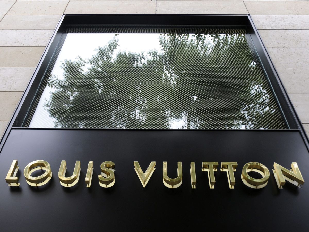 Vuitton factura un menos hasta septiembre
