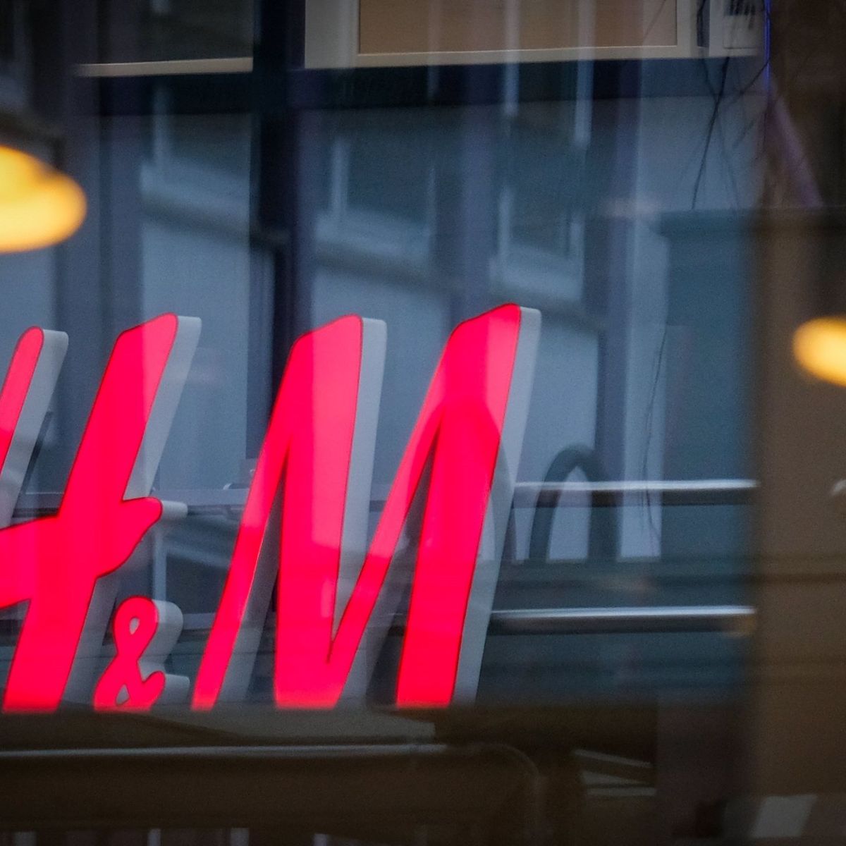 H&M anuncia cierre de tiendas y ERE en España: estas son las