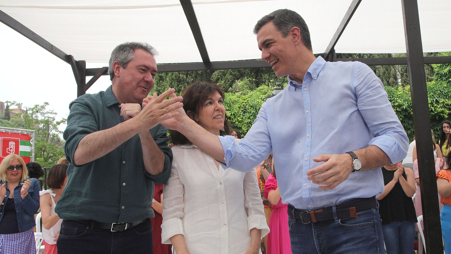 Espadas y Pedro Sánchez, en un reciente acto electoral en Andalucía. (EFE)