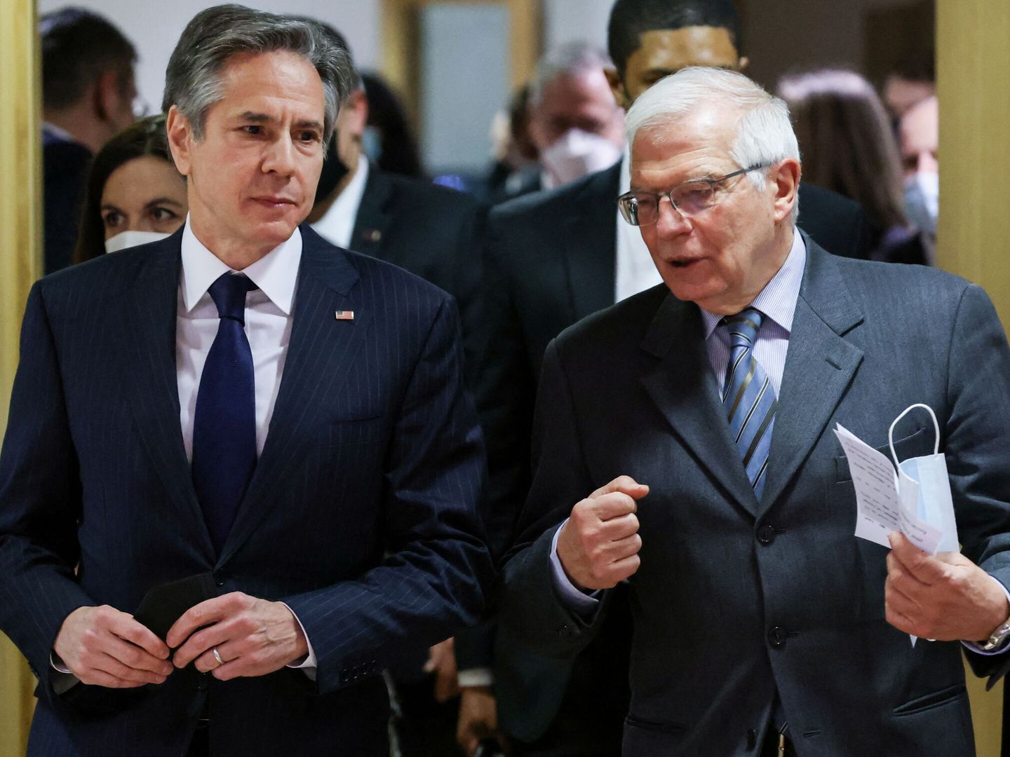 Borrell habla con el secretario de estado de Estados Unidos, Antony Blinken. (Reuters)