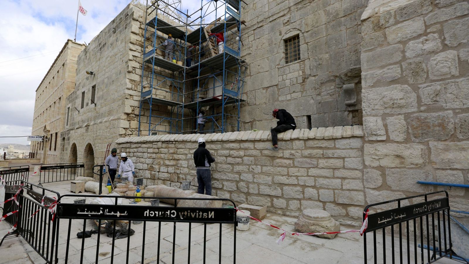 Foto: Trabajos de reconstrucción de la Basílica de la Natividad de Belén. (EFE)