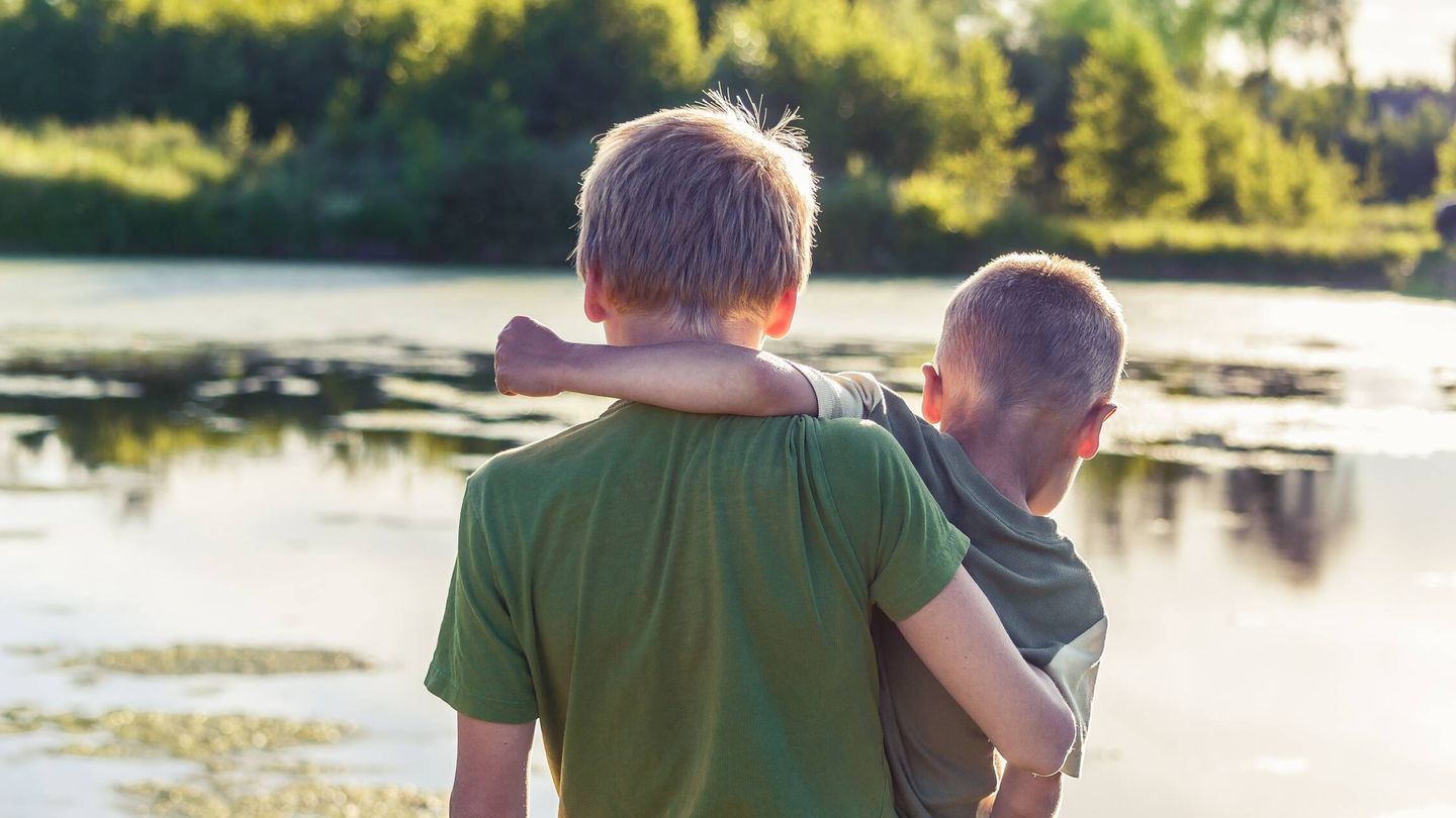 Según el estudio, los primogénitos tienden a ser líderes. (Unsplash/Vitolda Klein)