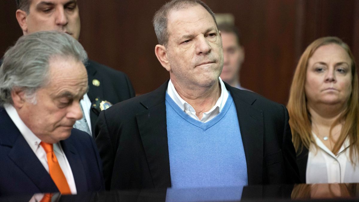 Harvey Weinstein, acusado formalmente de violación y agresión sexual