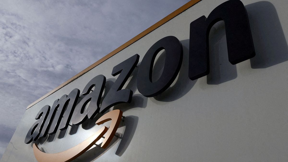 Adiós al teletrabajo en Amazon: amenazas con buscarse otro trabajo si no vuelven a la oficina 