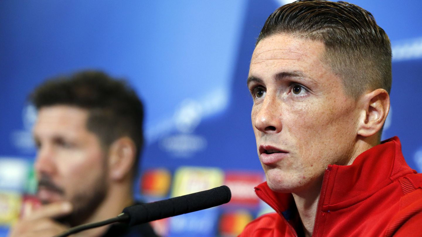 Fernando Torres y Simeone, durante una rueda de prensa. (EFE)