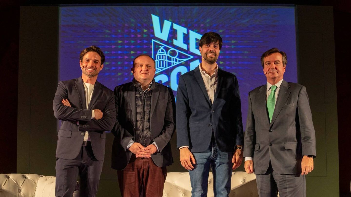 Carlos Martínez, Miguel Ángel Redondo, Hugo Albornoz y Eduardo López-Puertas en la presentación de Vidcon Madrid 2022. (Foto: Cortesía Sharemusic!)