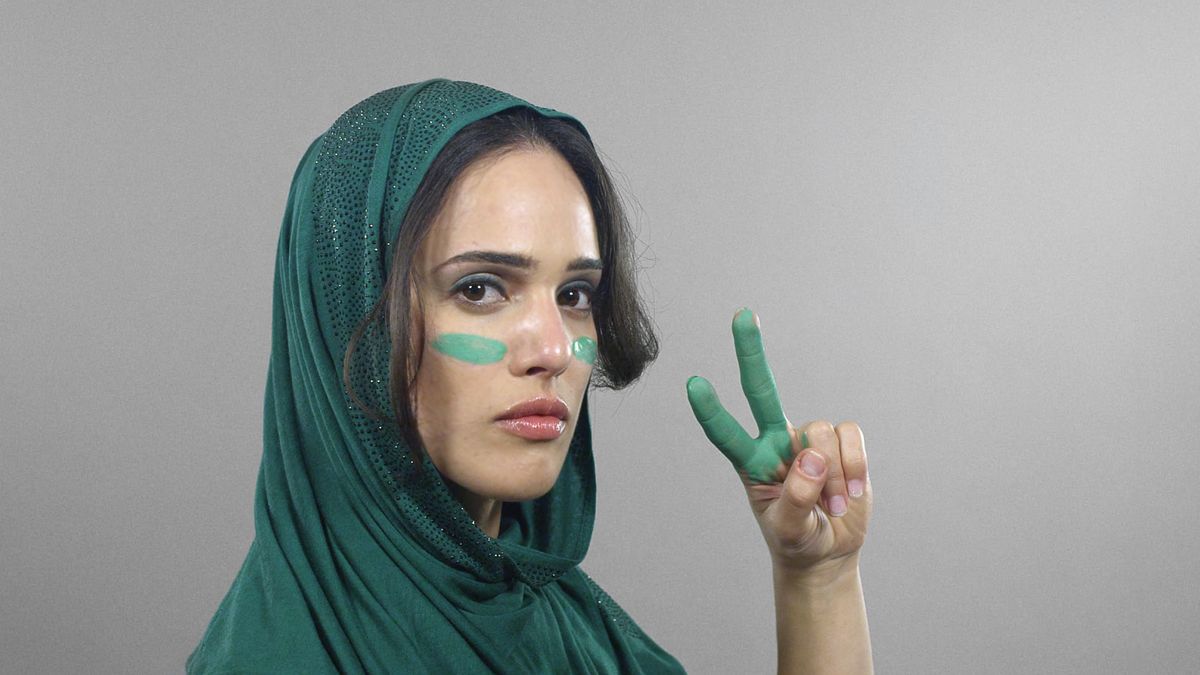 Cien años de belleza iraní en un minuto: ahora, más conservadoras que antes
