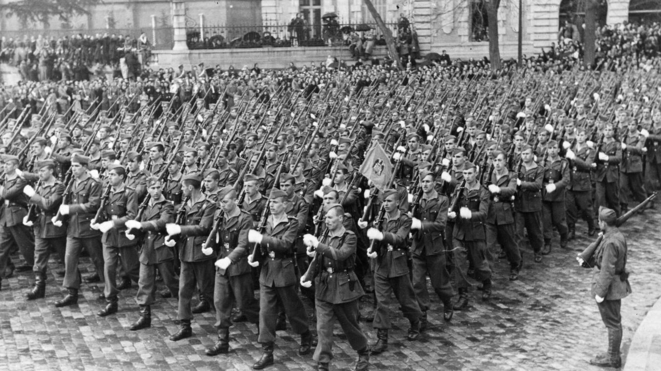 Foto: Desfile del ejército franquista. (Keystone/Getty Images)