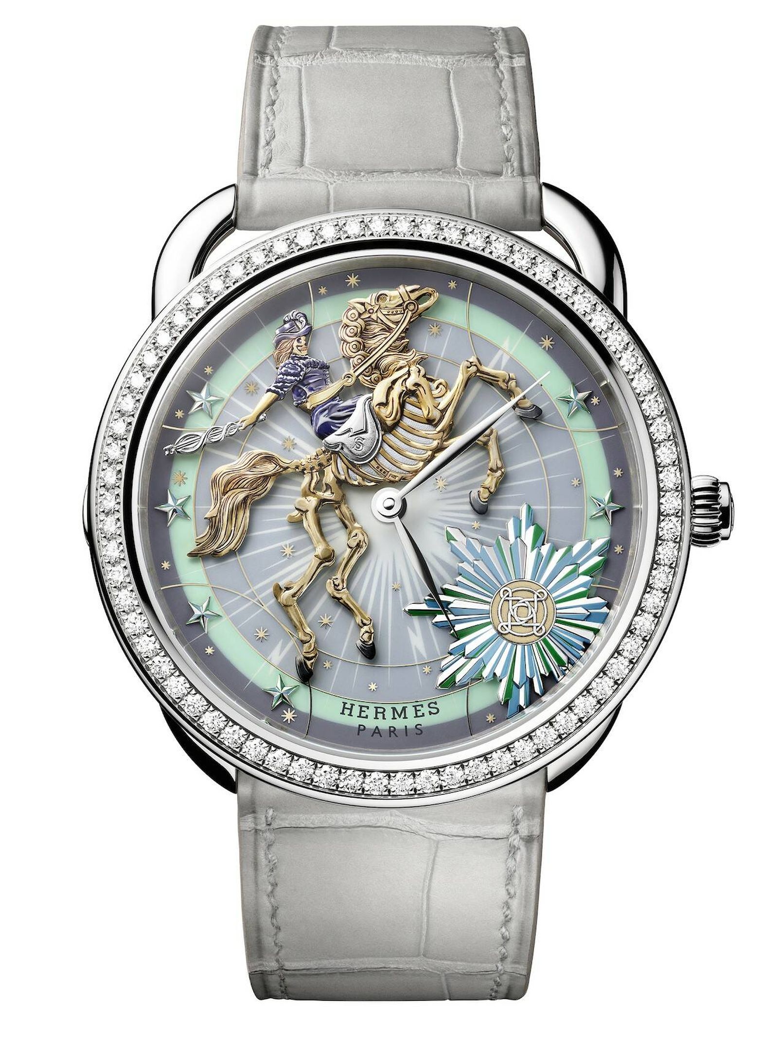 Al reloj Arceau, creado por Henri d'Origny en 1978, le gusta jugar con la metamorfosis. (Cortesía)