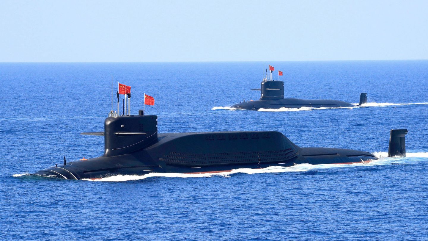 Dos submarinos nucleares chinos de clase Jin. (Reuters)