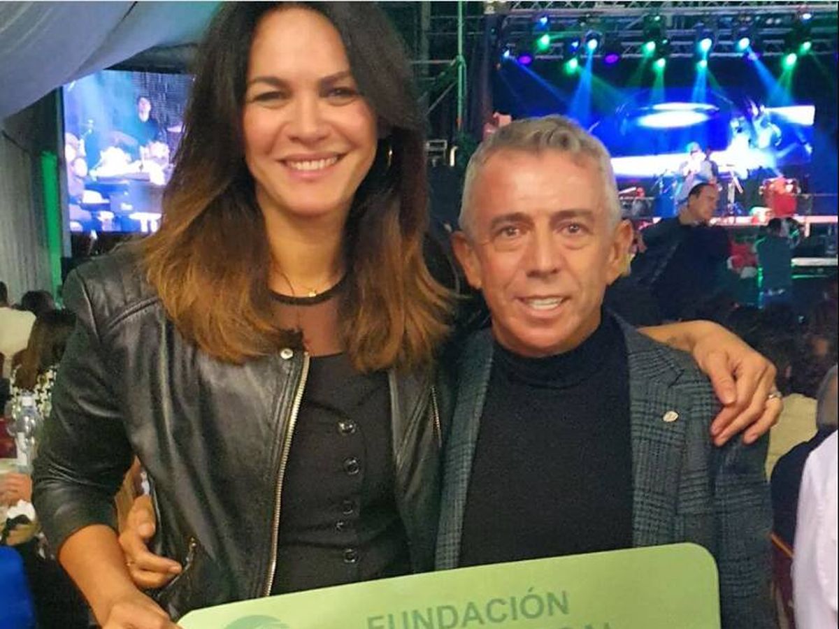 Foto: Fabiola Martínez, con José Luis López. (IG)